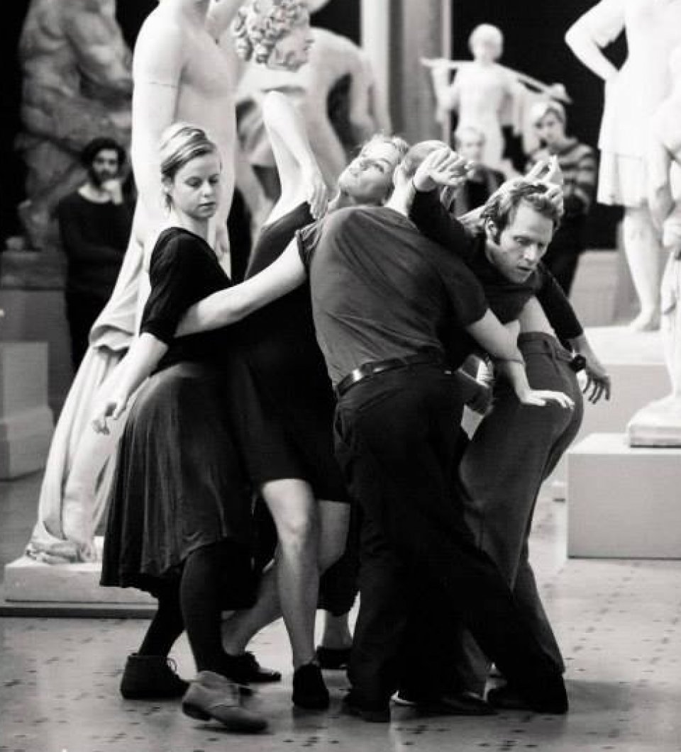 Fra Bev�gende - et koreografisk projekt p� Glyptoteket i KBH